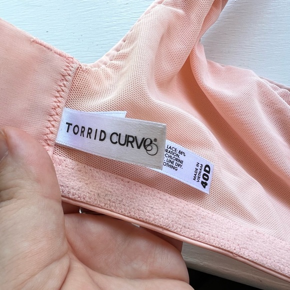 Torrid Peach curve underwire bra 40D - Picture 2 of 2